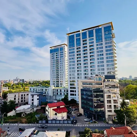 Premium Urban - Light Filled 1br With Balcony * Bucharest