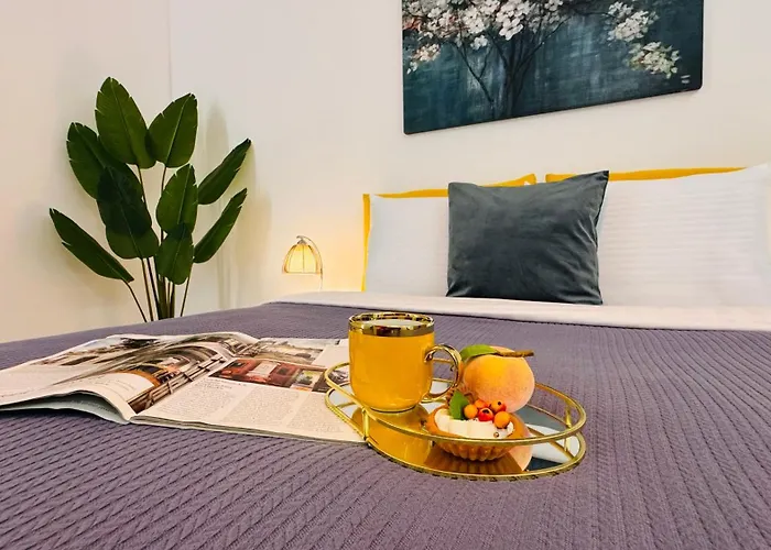 Premium Urban - Light Filled 1br With Balcony Apartmán *