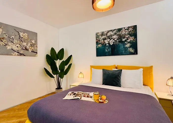 Apartmán Premium Urban - Light Filled 1br With Balcony