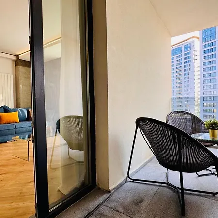 아파트 Premium Urban - Light Filled 1br With Balcony 부쿠레슈티