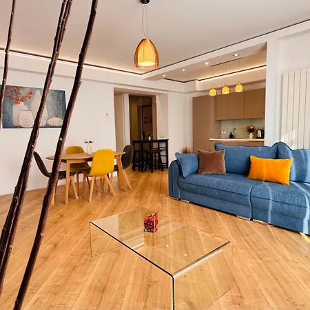 Premium Urban - Light Filled 1br With Balcony Bukareszt